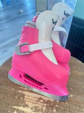 Kids Adjustable Pink Ice Skates - Unbranded